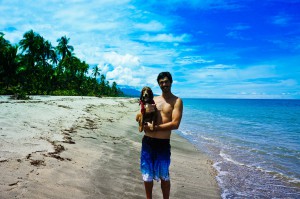 Alaska and Ben at the Caribbean coast Colombia