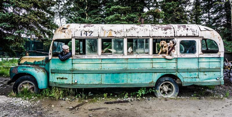 into-the-wild-bus-alaska